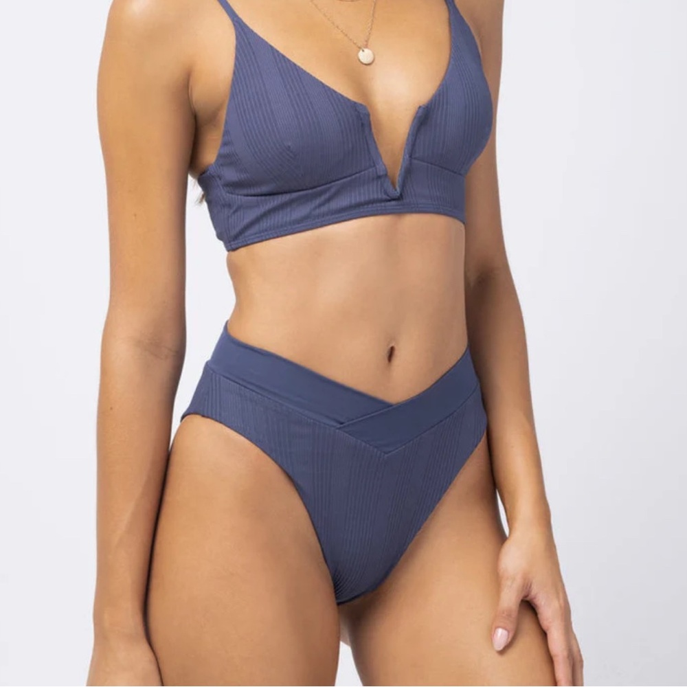 L*SPACE RIBBED GRAY COURT BITSY CUT STEEL GRAY V FRONT BIKINI BOTTOM XS & XL NWT
